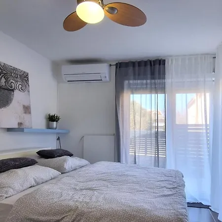 With A Parking Space Baska, Krk - 24147 Apartman Baška
