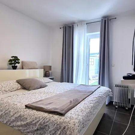 Apartman With A Parking Space Baska, Krk - 24147 *