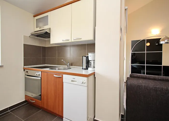 Apartament With Parking Space Baska, Krk - 24147